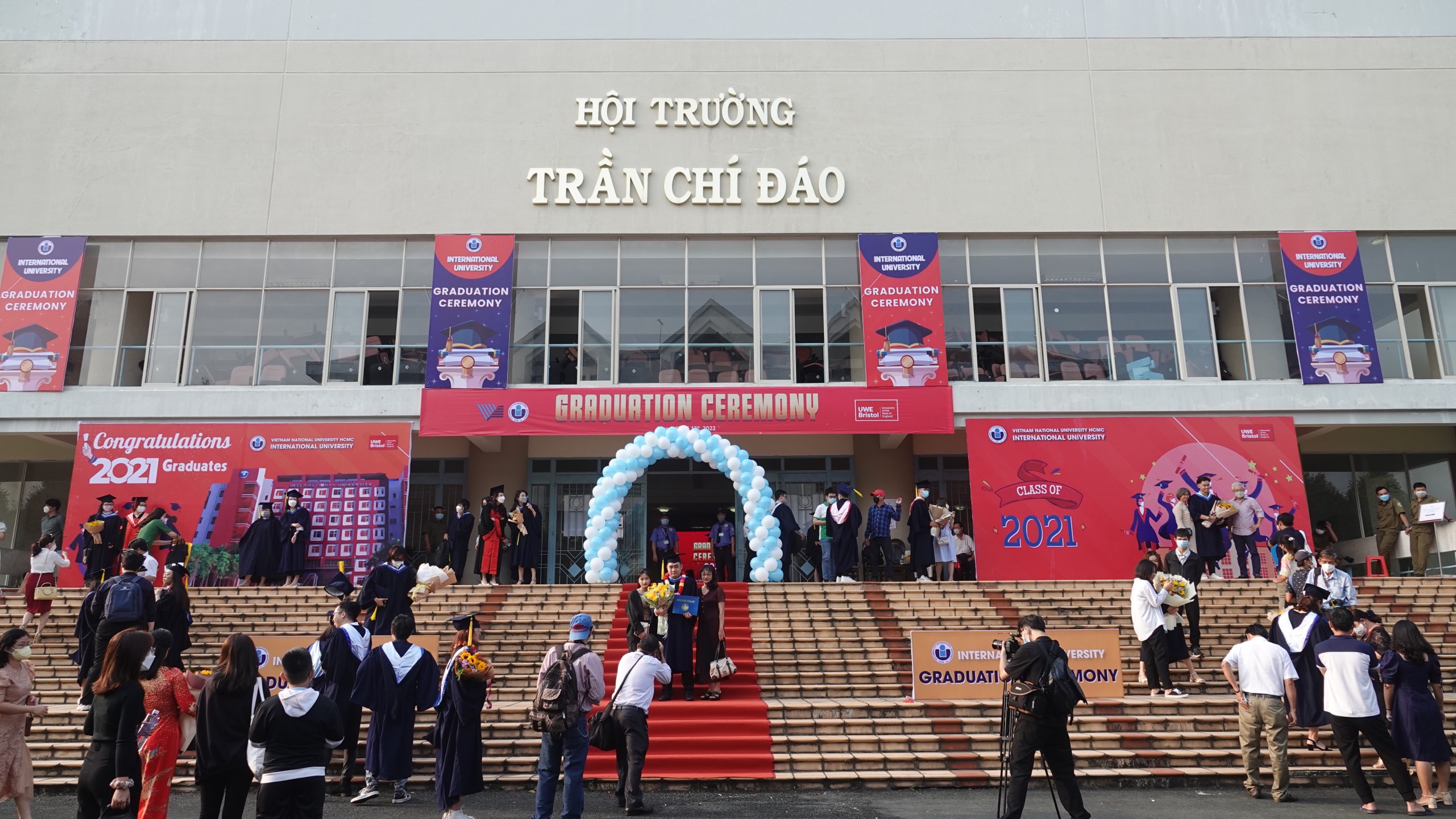 812 FRESH PH.DS, MASTERS, BACHELORS AND BACCALAUREUS OF INTERNATIONAL UNIVERSITY – Vietnam National University GRADUATE IN 2021