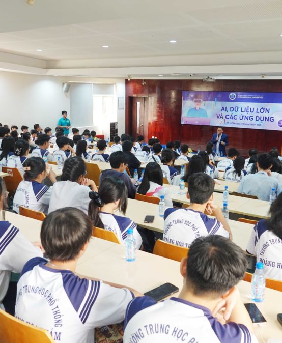 BÀI GIẢNG ĐẠI CHÚNG THÁNG 9: AI, DỮ LIỆU LỚN VÀ CÁC ỨNG DỤNG