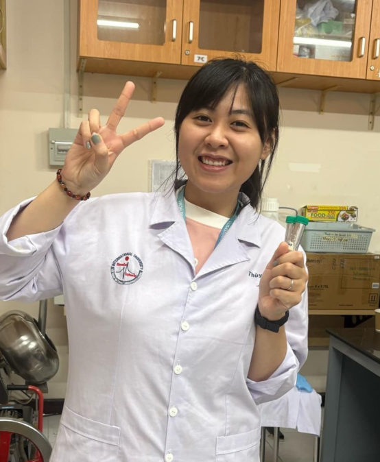 NỮ SINH KHOA HỌC CÔNG NGHỆ VIỆT NAM 2025: NGÃ RẼ TỪ GIẢNG ĐƯỜNG ĐẠI HỌC