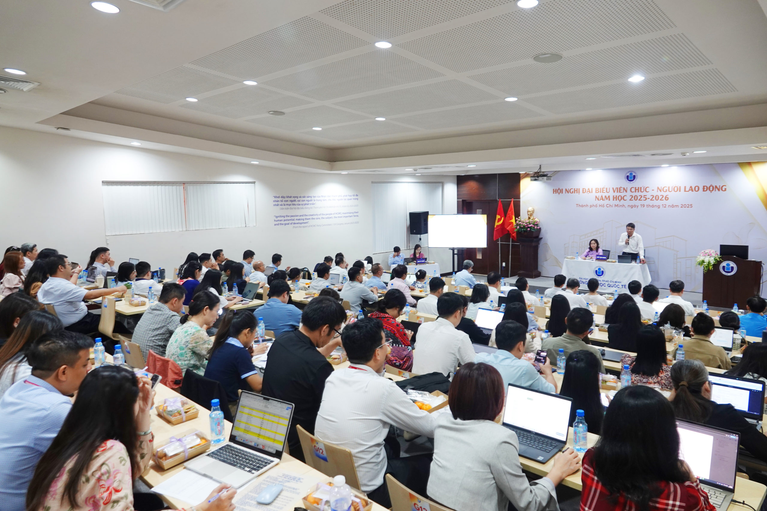 TRƯỜNG ĐH QUỐC TẾ TỔ CHỨC HỘI NGHỊ  ĐẠI BIỂU VIÊN CHỨC – NGƯỜI LAO ĐỘNG NĂM HỌC 2025-2026