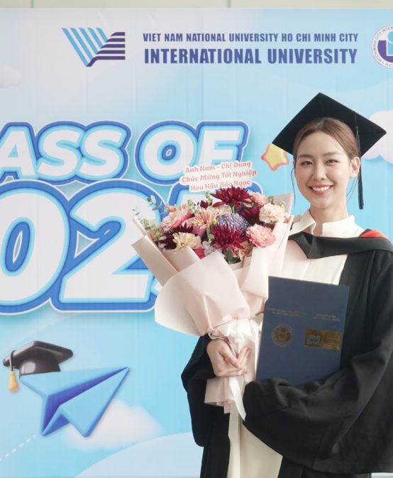 HOA HẬU TỐT NGHIỆP LOẠI GIỎI TRƯỜNG THÀNH VIÊN ĐH QUỐC GIA TP.HCM