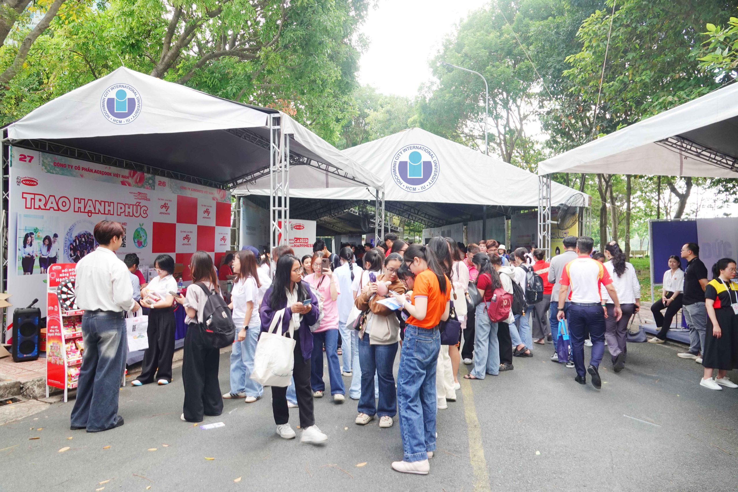 ĐẠI HỌC – DOANH NGHIỆP BẮT TAY KIẾN TẠO NGUỒN NHÂN LỰC CHẤT LƯỢNG CAO ĐẠI HỌC – DOANH NGHIỆP BẮT TAY KIẾN TẠO NGUỒN NHÂN LỰC CHẤT LƯỢNG CAO